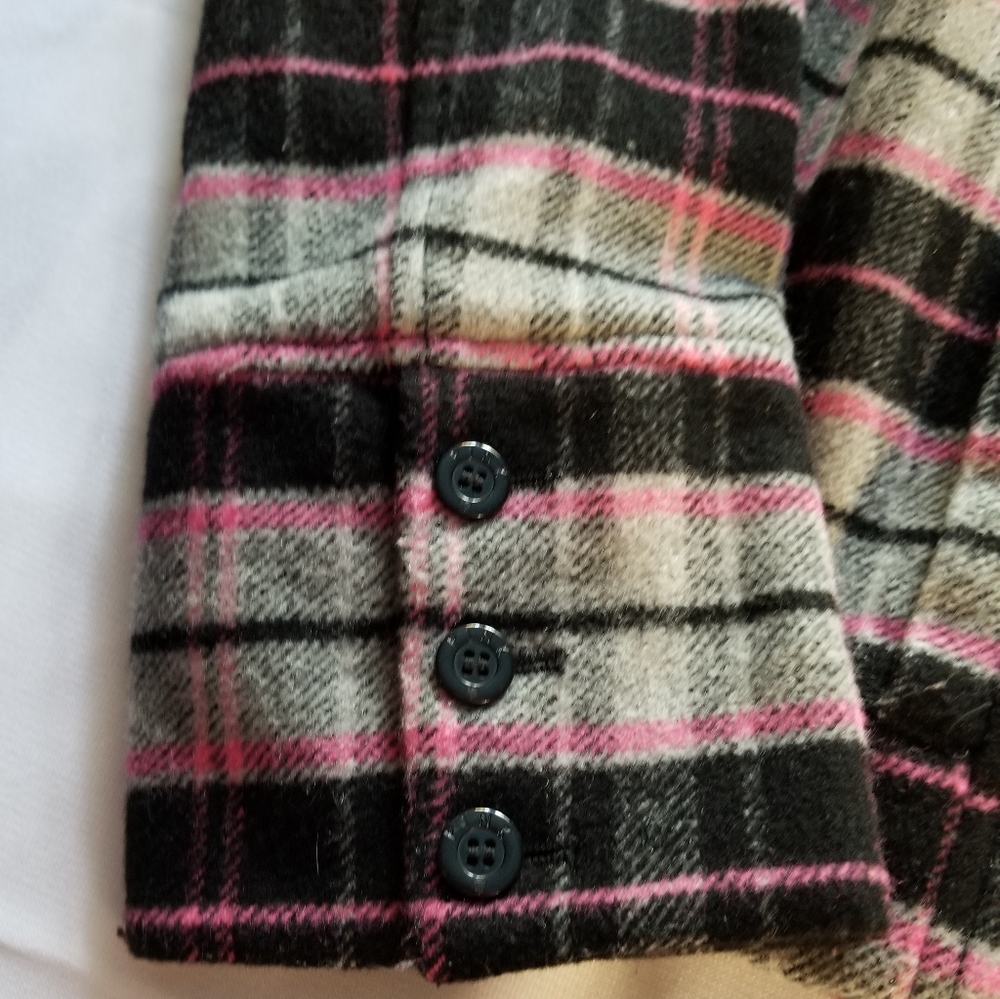 Pink Vs Jacket - image 7